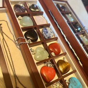 Heart Pendant Necklace Set with Multicolor Stones